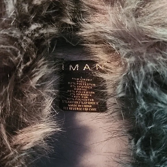 Iman grey dress coat with Faux fur collar, size L. - Picture 5 of 6